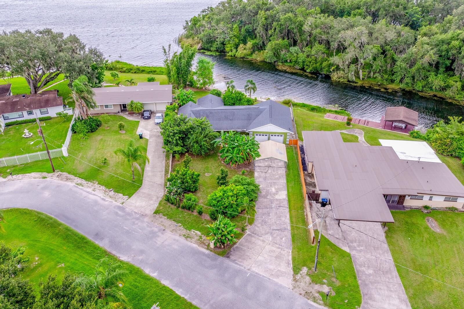 Property Photo:  1144 Palma Drive  FL 32805 