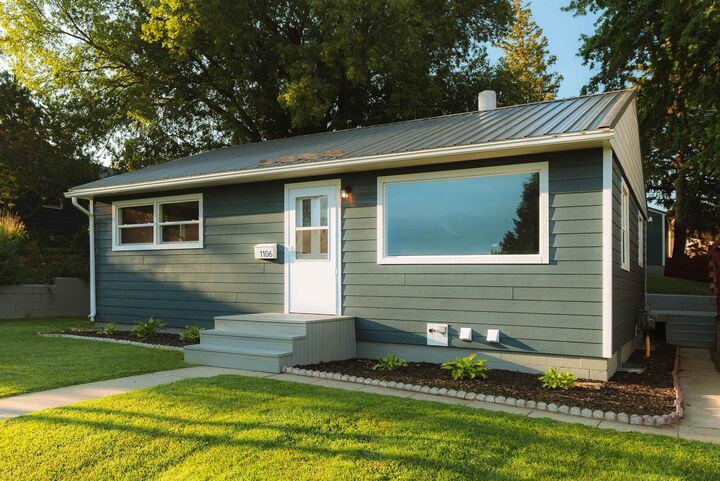 1106 Omaha Street  Belle Fourche SD 57717 photo