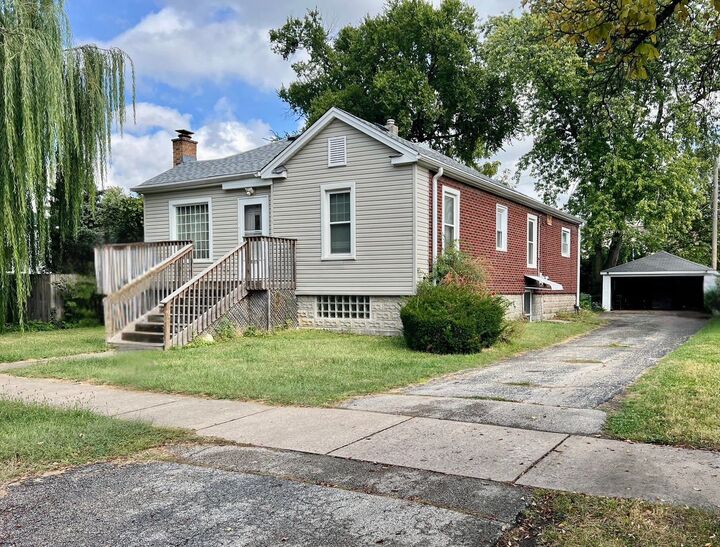Property Photo:  9611 Merton Avenue  IL 60453 