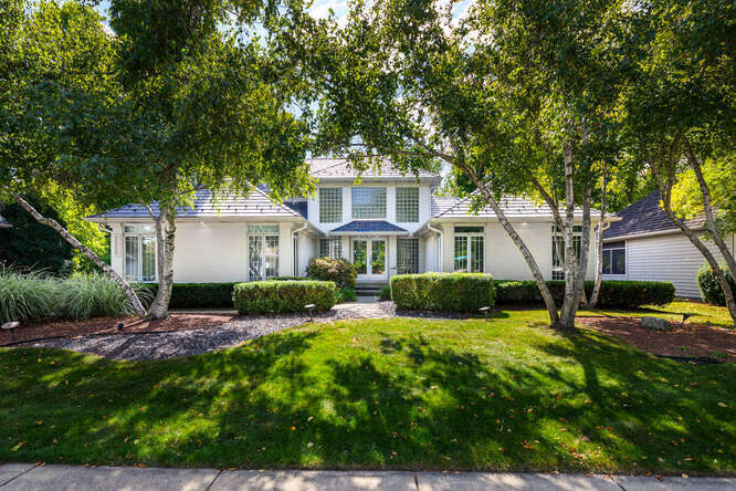 Property Photo: 2255 Palmer Circle IL 60564