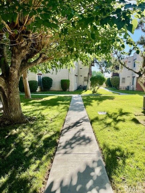 Property Photo: 2040 2040 W Avenue J13 7 CA 93536