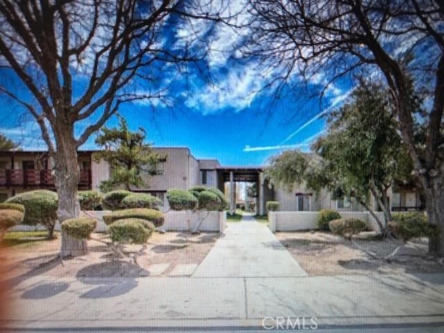 Property Photo:  2040 W Avenue J13 7  CA 93536 
