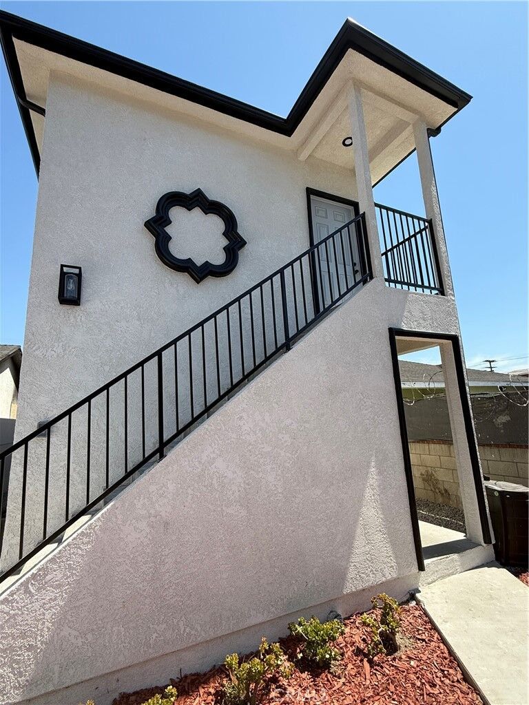 Property Photo:  8618 Graham  CA 90002 
