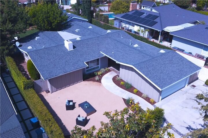 Property Photo:  1425 Hastings Ranch Drive  CA 91107 