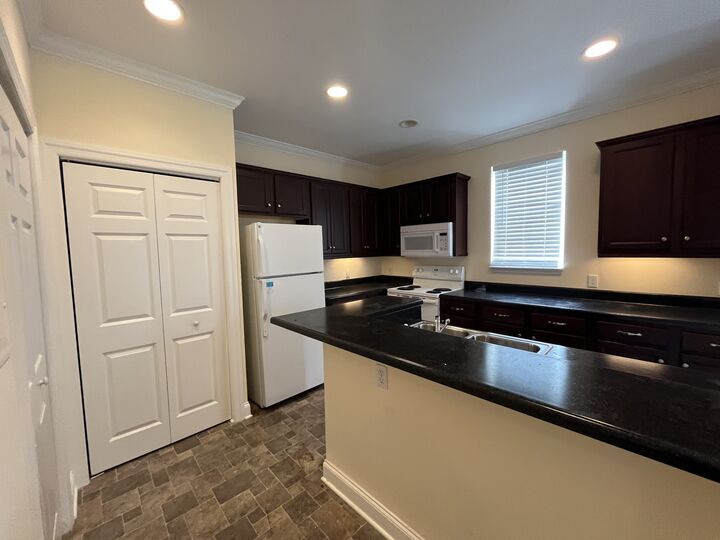 Property Photo:  4316 Summercrest Blvd 524  TN 37013 