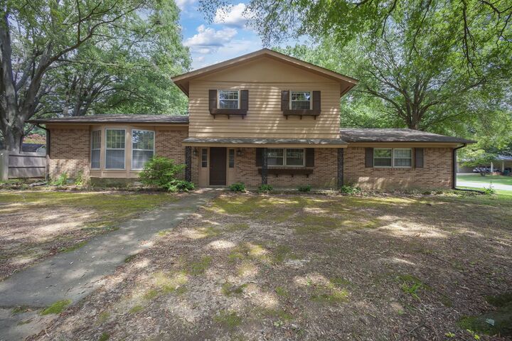 42 Fieldcrest Dr  Jackson TN 38305 photo