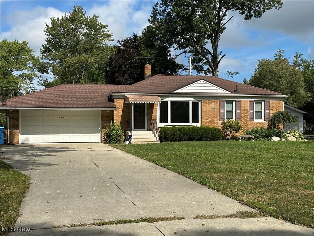 Property Photo: 37658 Lake Drive OH 44011