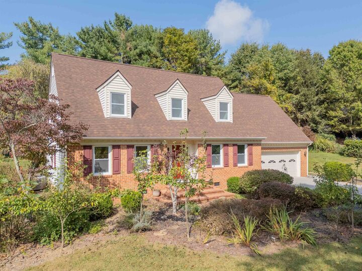 Property Photo: 6102 Albemarle Lane VA 24060