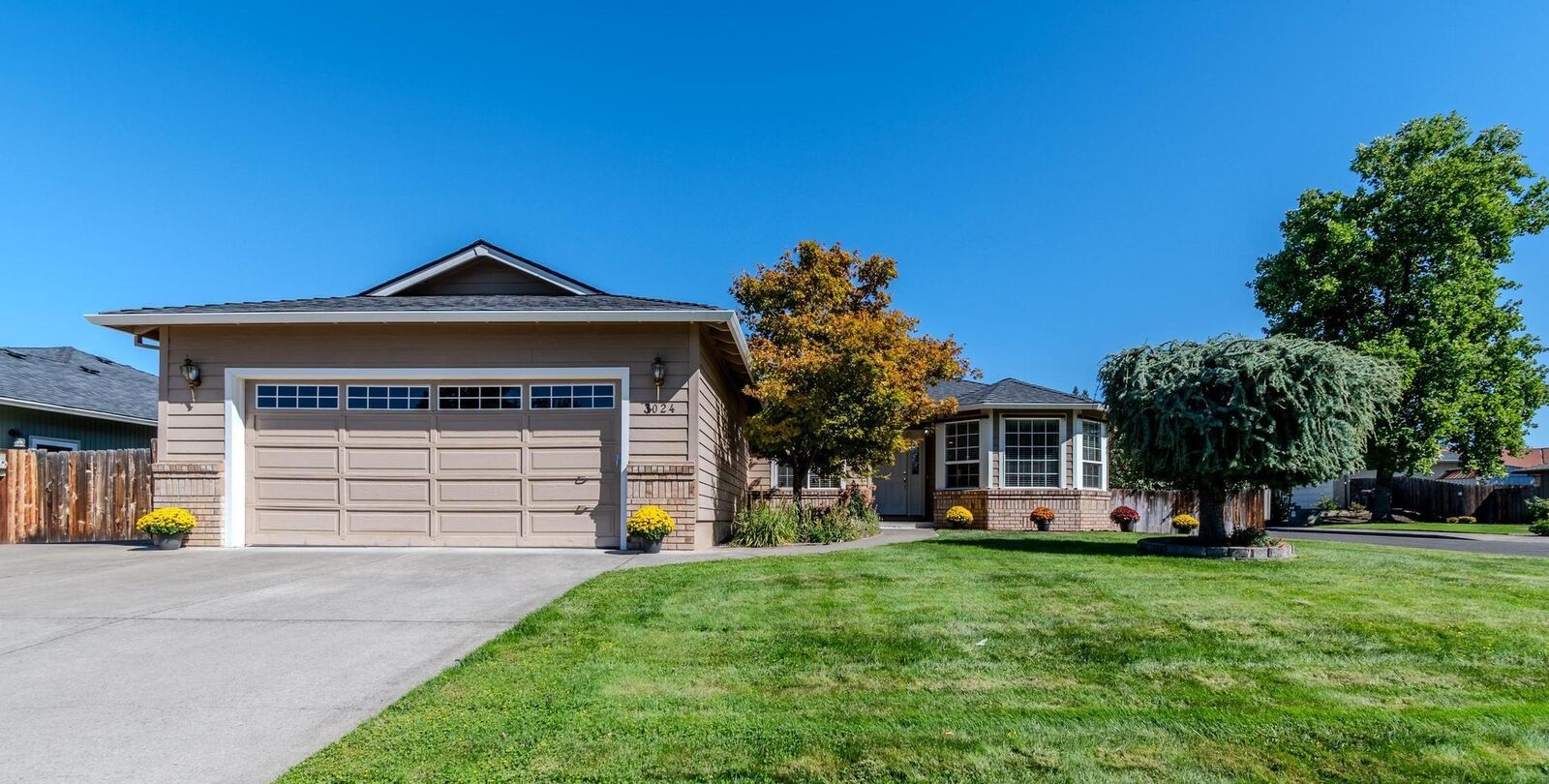 Property Photo: 3024 Adams Circle OR 97504