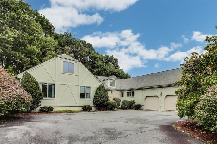 Property Photo:  17 Royal Ct  MA 02062 