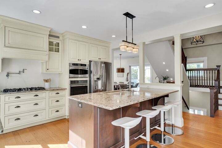 Property Photo:  55 Harrison St 2  MA 02446 