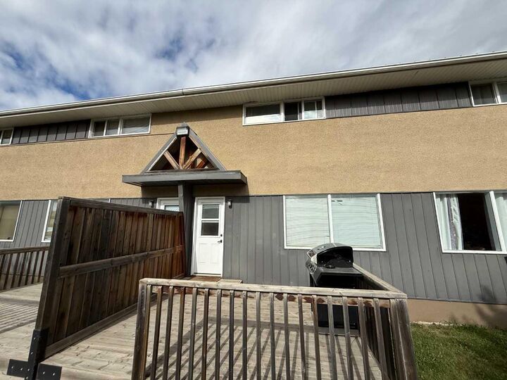114 Hardisty Avenue 43  Hinton AB T7V 1B5 photo