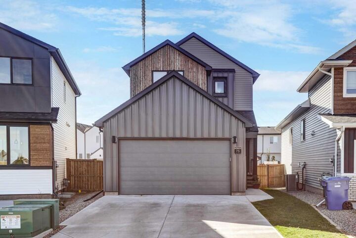 75 Blackwolf Pass N  Lethbridge AB T1H 7H8 photo