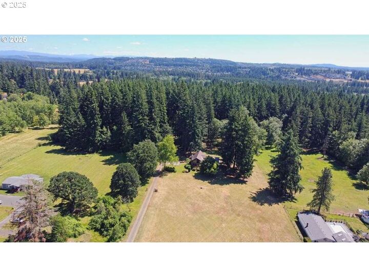 Property Photo:  22813 NE 28th St  WA 98607 