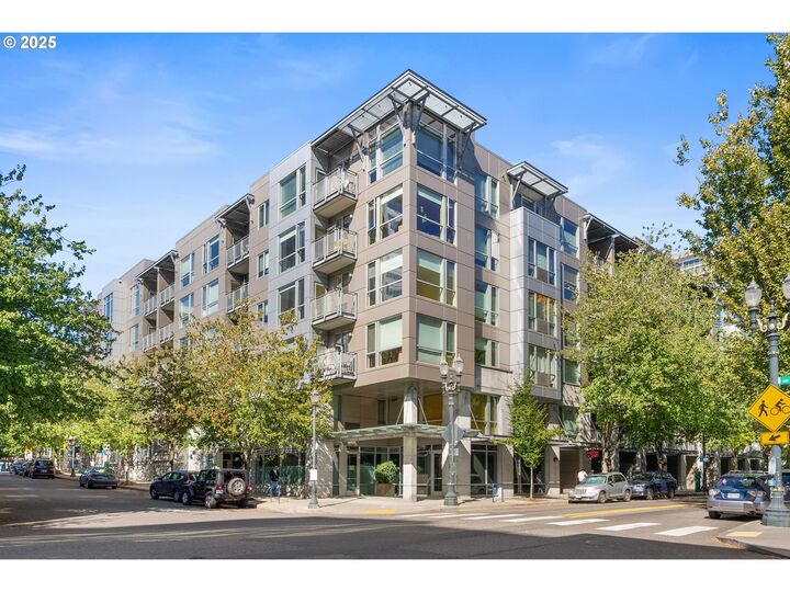 1125 NW 9th Ave 210  Portland OR 97209 photo