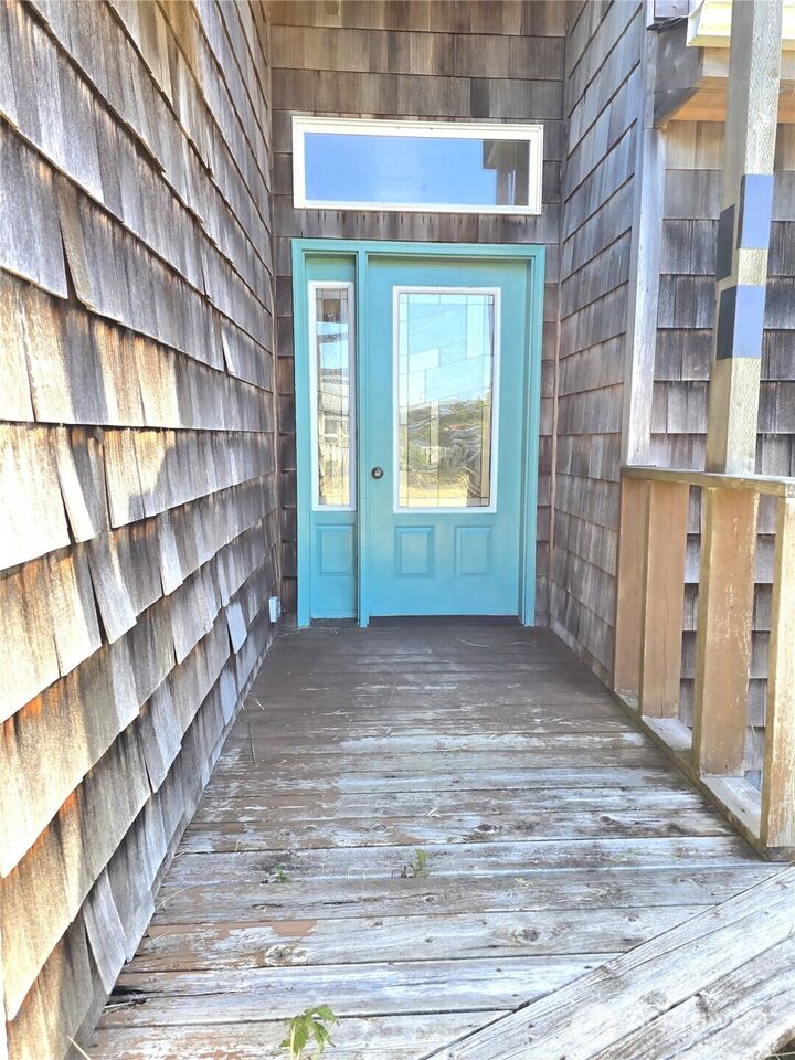 Property Photo:  30100  H Street  WA 98640 
