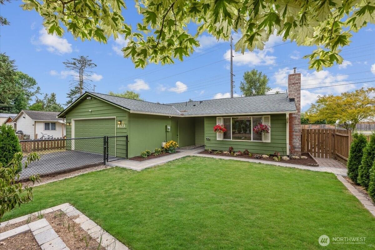 Property Photo: 6123 99th Place NE WA 98270