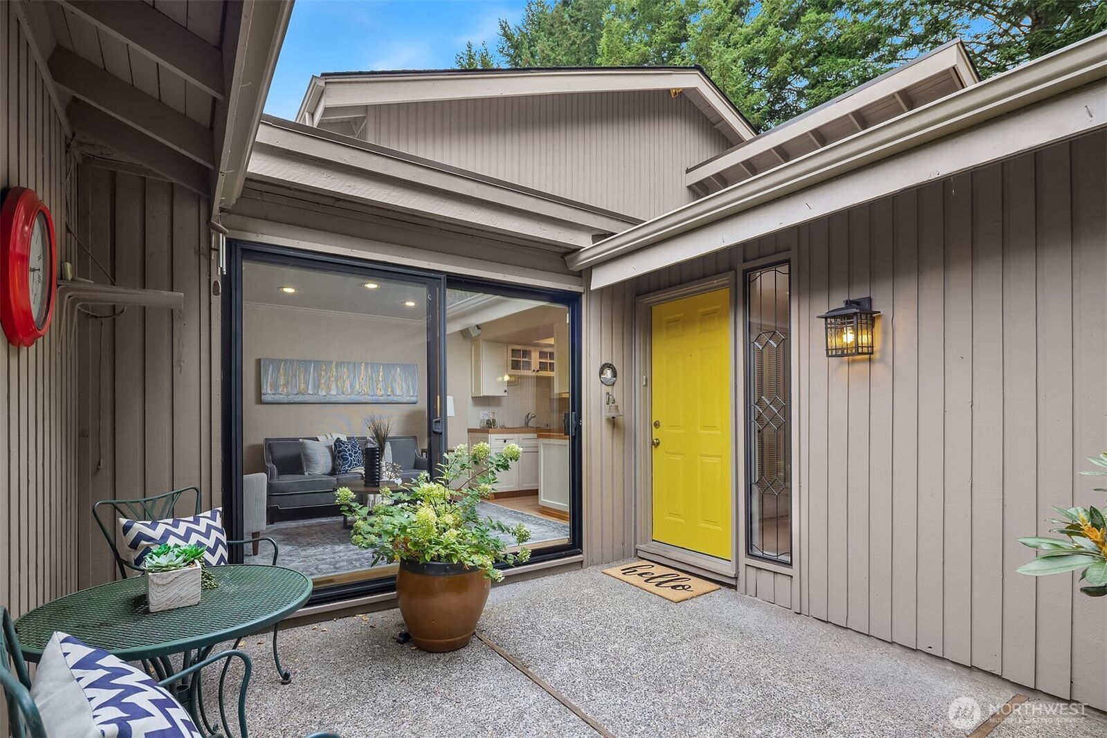 Property Photo: 118 143rd Place NE WA 98007