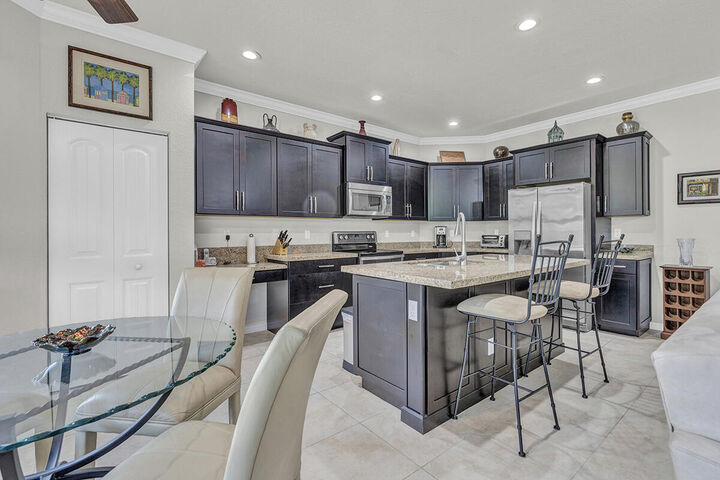 Property Photo: 7077 Damita Drive FL 33463
