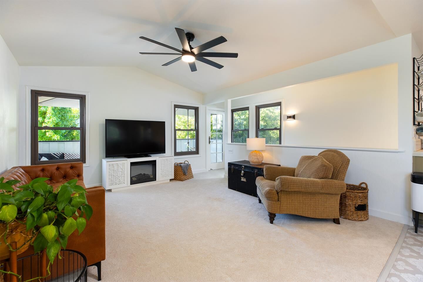 Property Photo: 296 Grace Way CA 95066