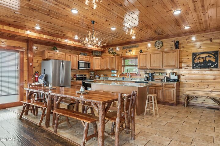 Property Photo:  3336 Lonesome Pine Way  TN 37862 