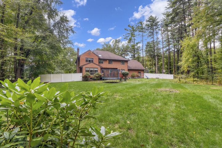 Property Photo: 29 Wildwood Circle CT 06074