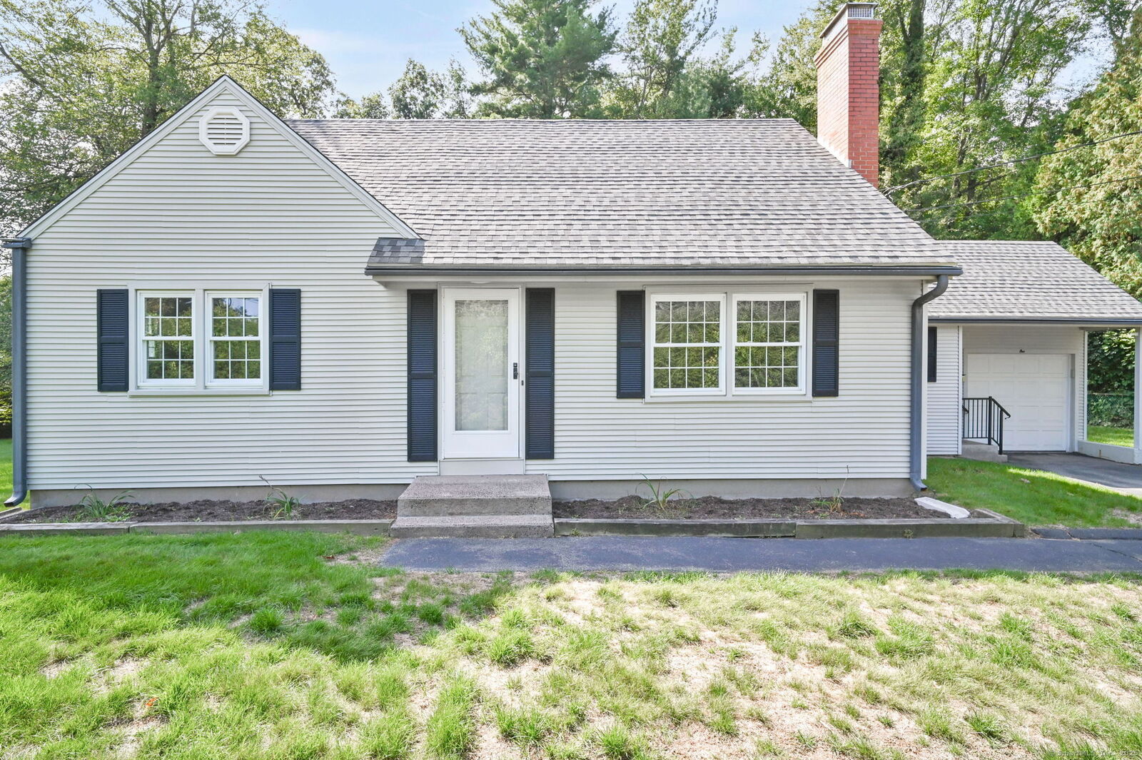 Property Photo:  1 Barrett Road  CT 06082 
