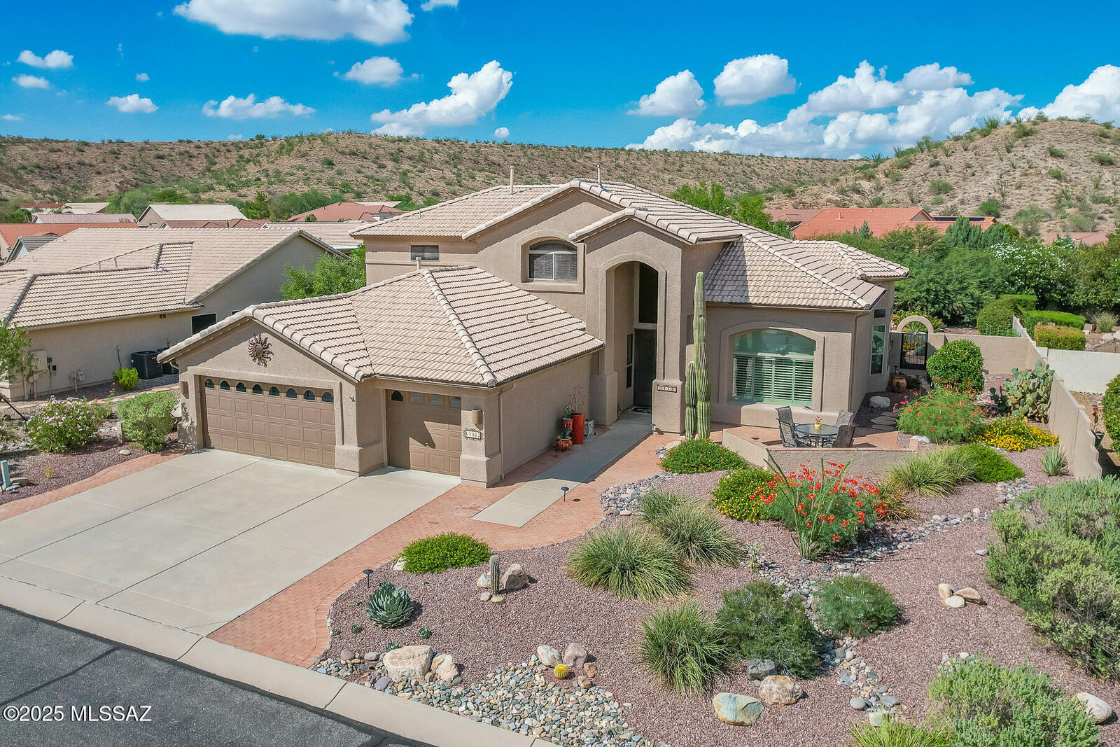 Property Photo: 63362 E Squash Blossom Lane AZ 85739
