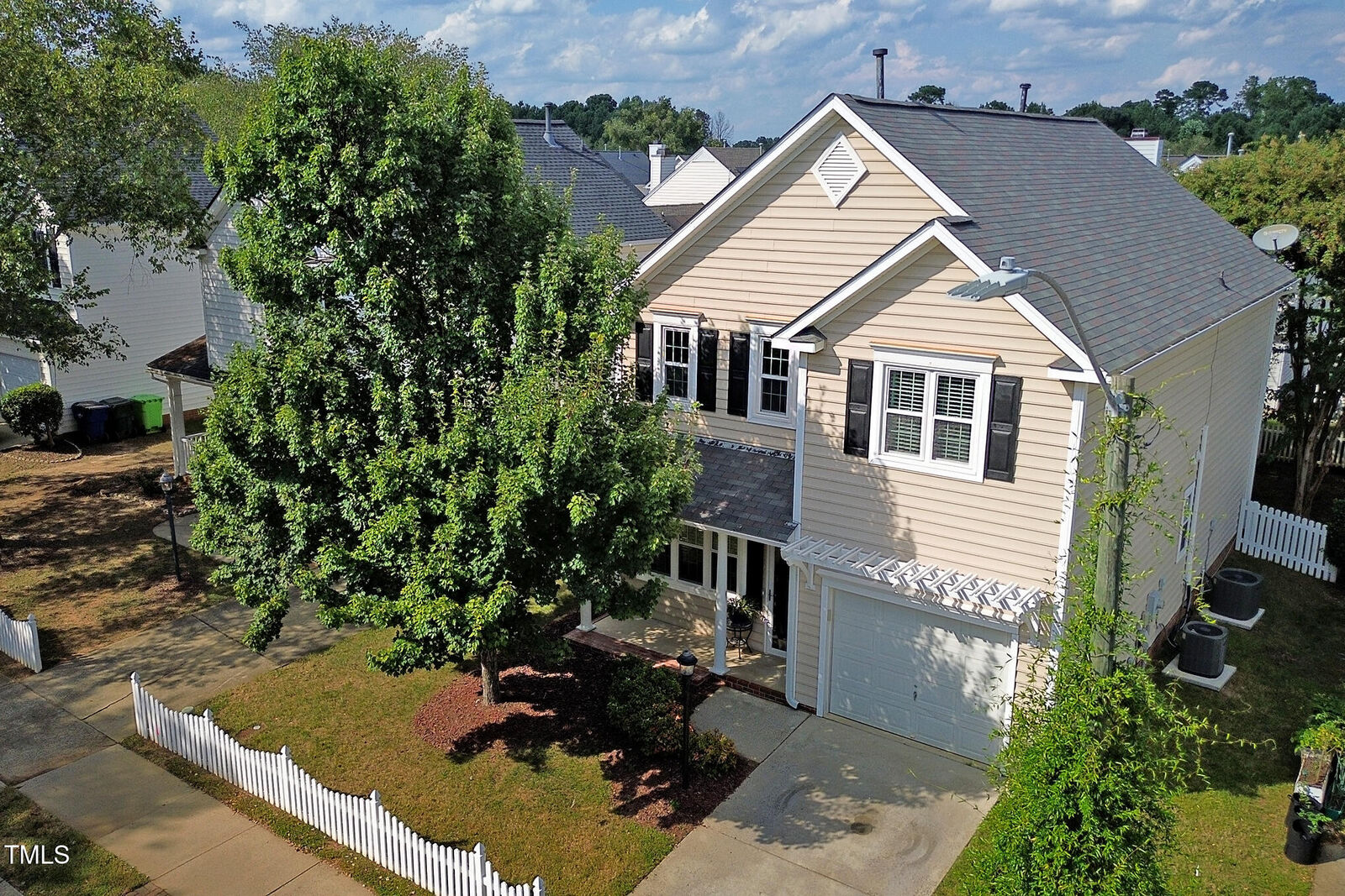Property Photo:  5008 Dawn Piper Drive  NC 27613 