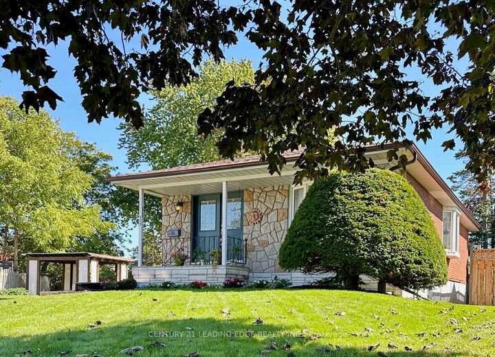 Property Photo: 529 Carman Court ON L1H 6K5