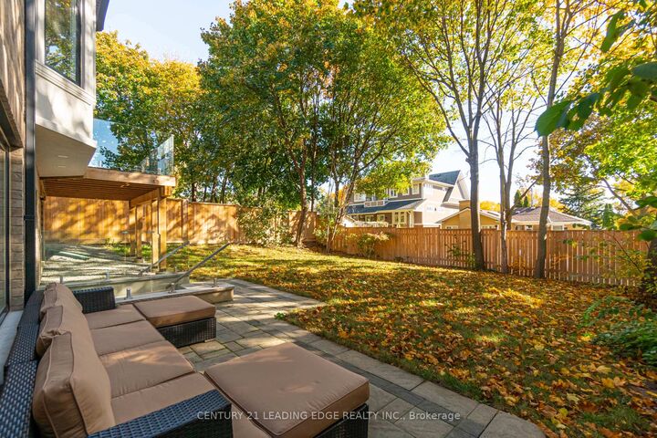 Property Photo:  179 Burndale Avenue  ON M2N 1T1 