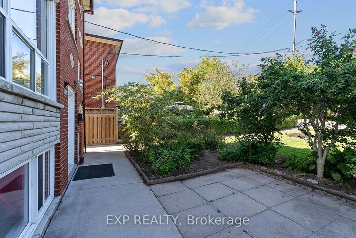 Property Photo: 160 Varsity Road ON M6S 4P3