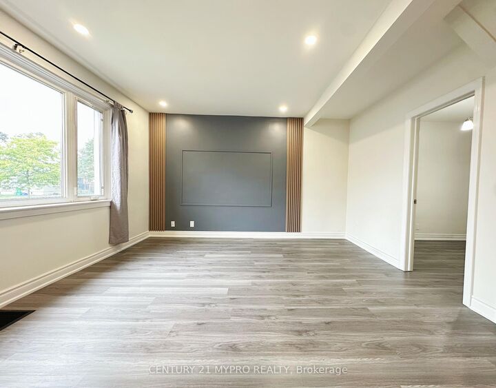 Property Photo:  448 Hamilton Street  ON K9J 4B9 