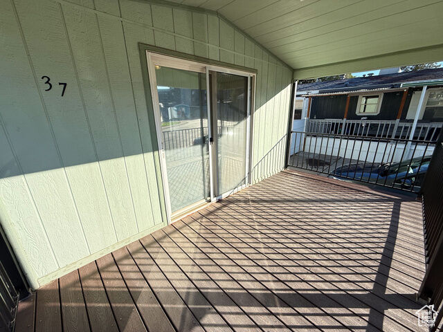 Property Photo: 75 W 250 N 37 UT 84015