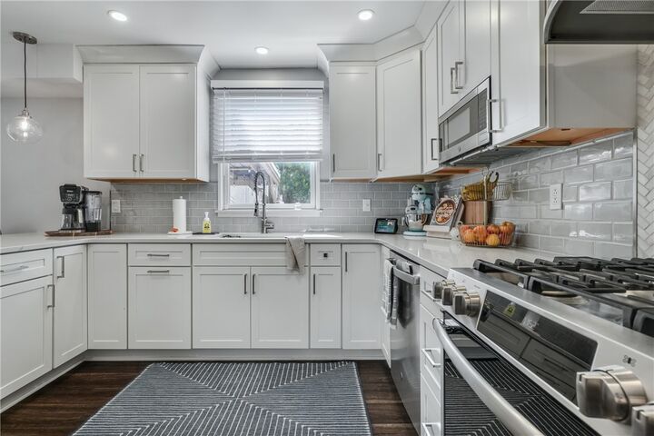 Property Photo:  409 McKim Street  PA 16063 