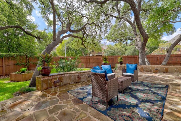 Property Photo: 1141 Waimea Bend TX 78681