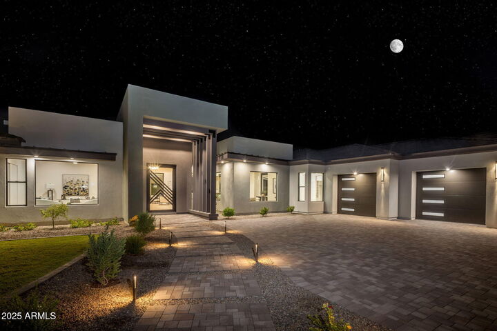 Property Photo: 3374 E Aquarius Court AZ 85249