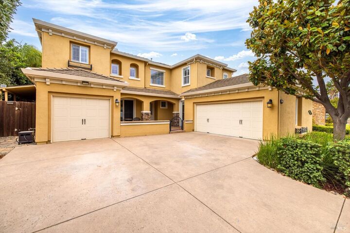 660 Sparrowhawk Drive  Vacaville CA 95687 photo