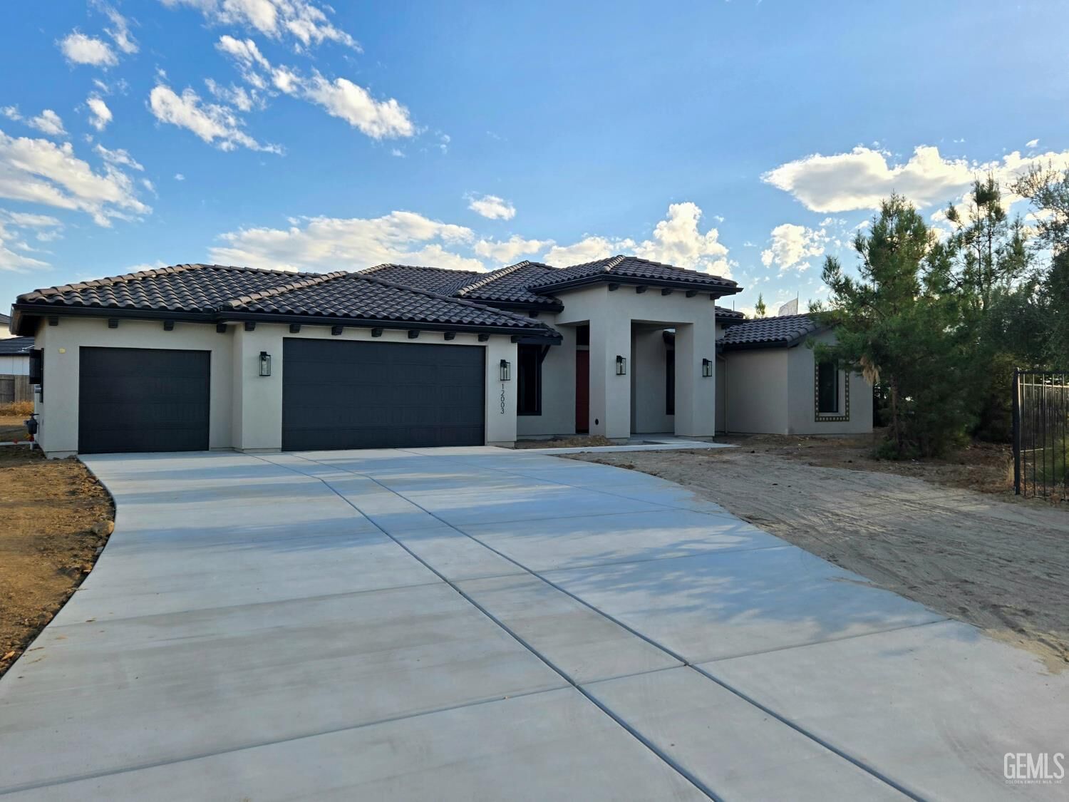 Property Photo:  12003 Marquise Drive  CA 93306 