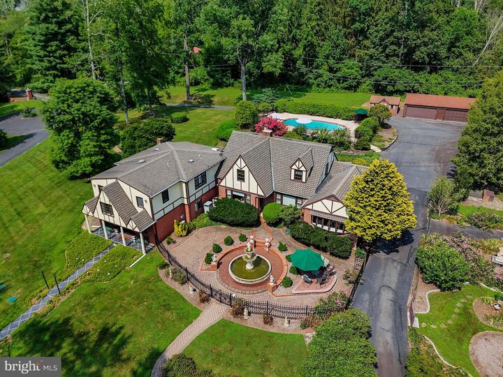 Property Photo:  42 Carter Road  NJ 08540 