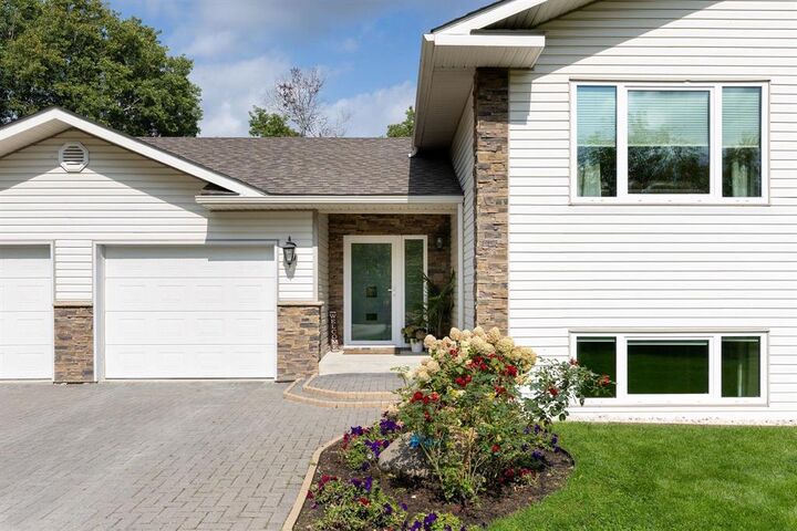 Property Photo:  73 Menno Drive  MB R0A 0W2 