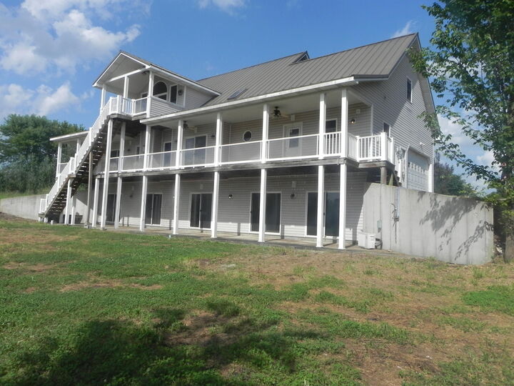Property Photo: 32260 Theodore Rd MO 65018