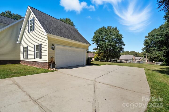 Property Photo:  710 McDowell Place  NC 28164 