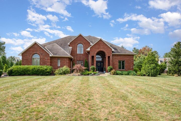 Property Photo: 933 Country Club Drive OH 45245
