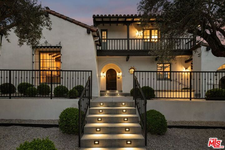 820 Glenmont Ave  Los Angeles CA 90024 photo