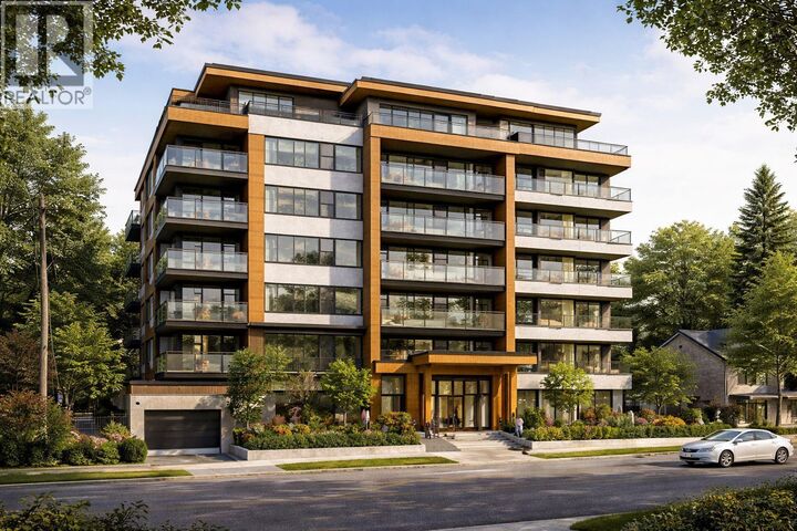 Property Photo:  818 Glenmore Drive  BC V1Y 4N9 