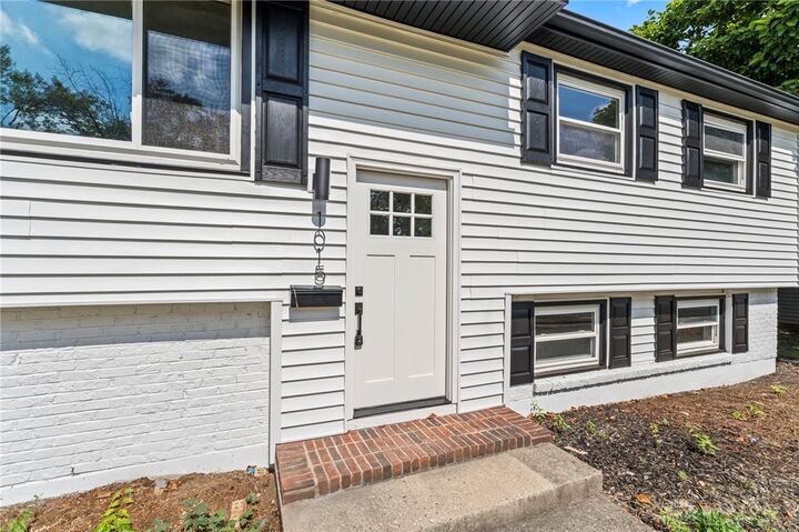 Property Photo:  1015 Van Arden Drive  OH 45377 