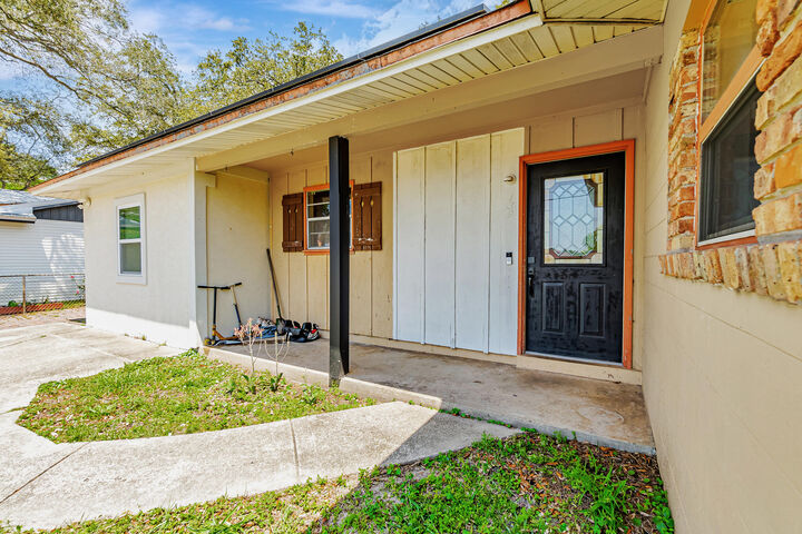 Property Photo:  139 NW Jet Drive  FL 32548 