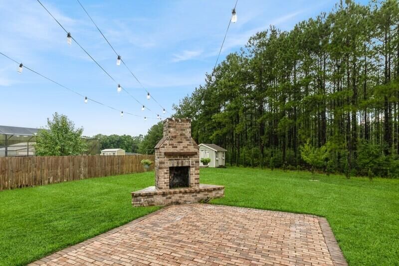 Property Photo:  3362 Citrine Circle  FL 32539 