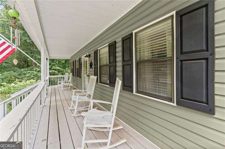 Property Photo:  406 Creekside Lane  GA 30188 